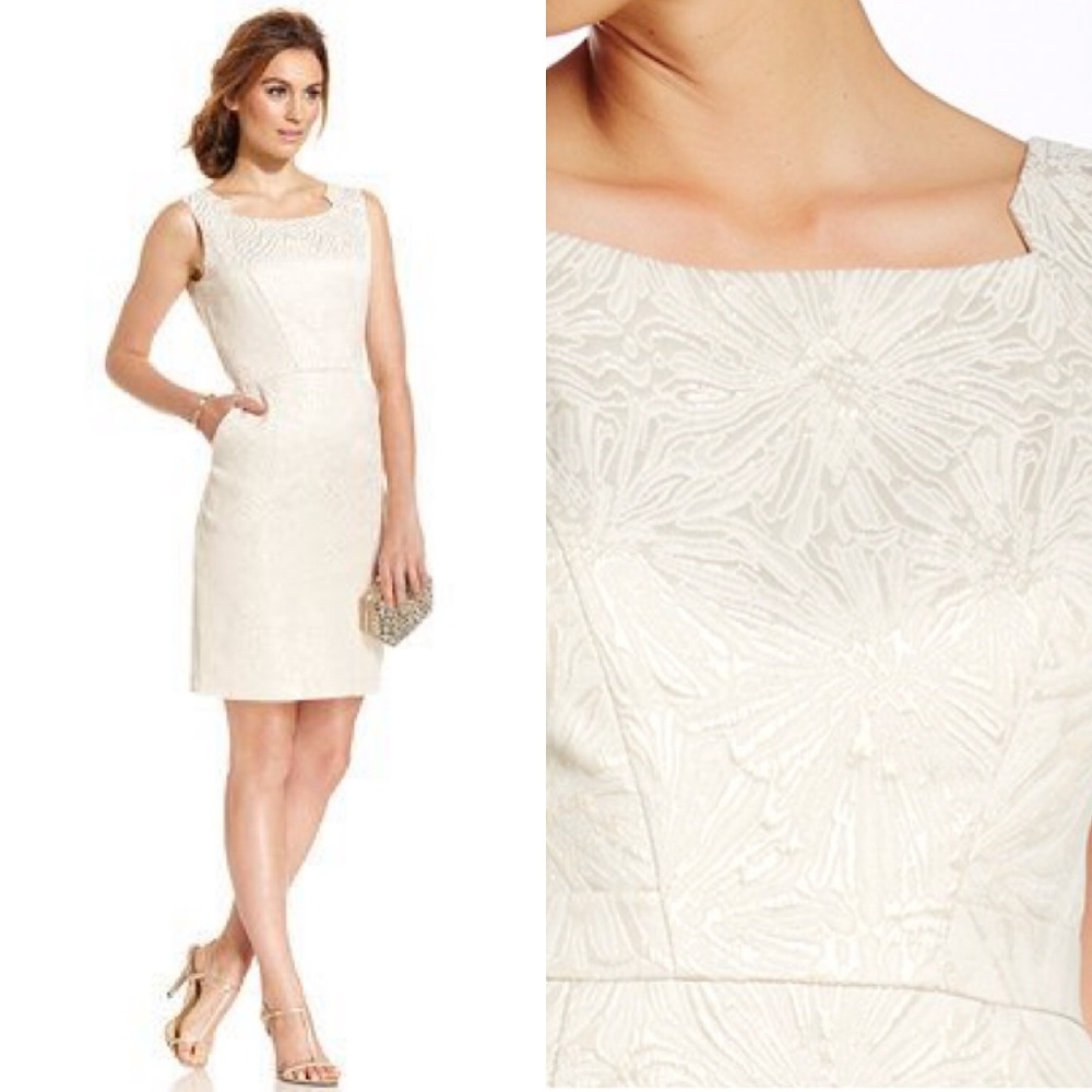 🆕Ellen Tracy Metallic Gold Floral Square Jacquard